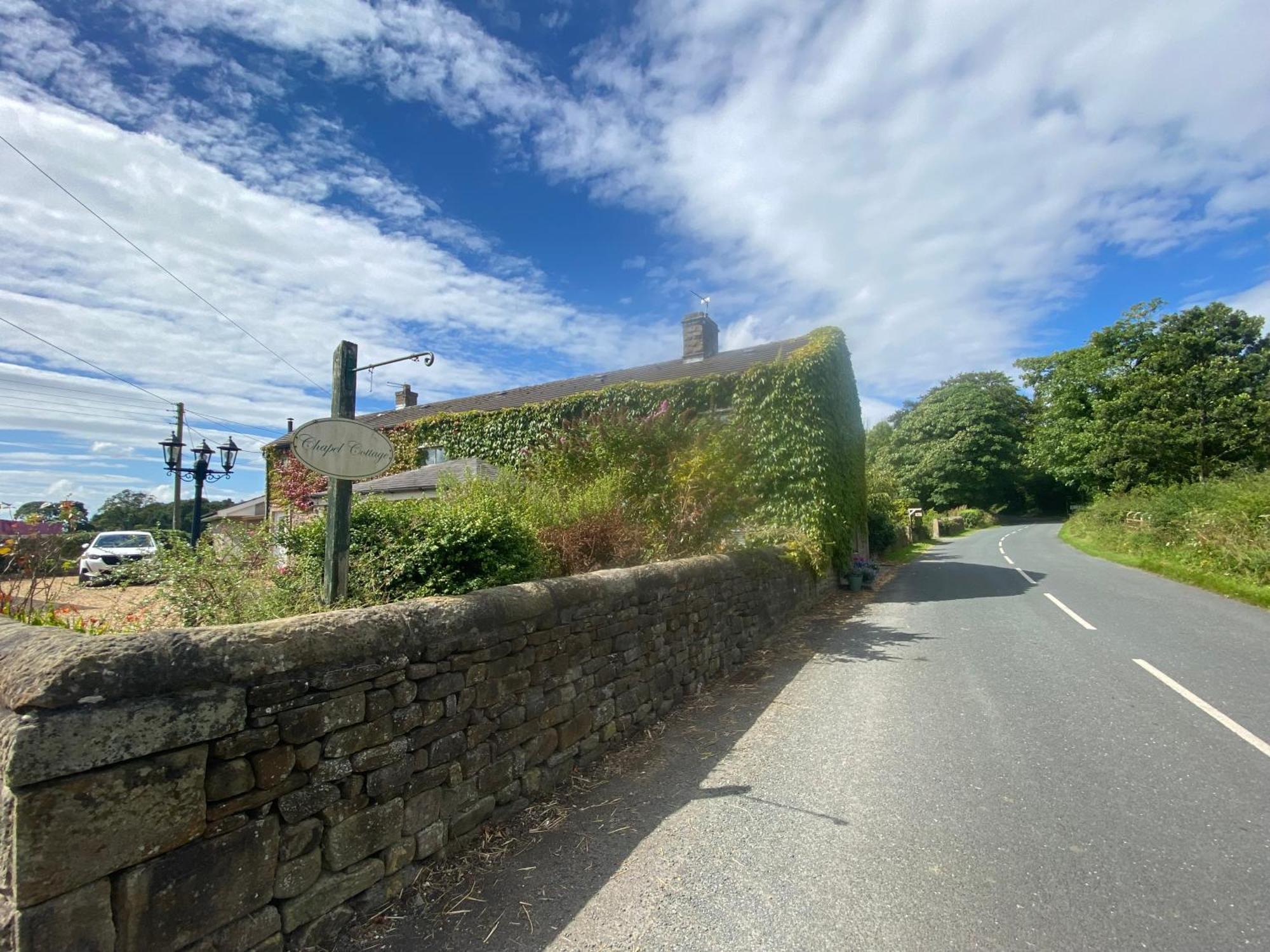 Chapel Cottage Clitheroe Road Waddington  Exterior foto